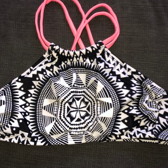 Xhilaration Halter Bikini Set - Picture 2 of 5